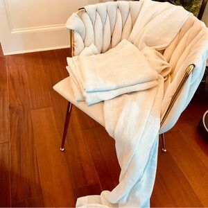 ******  Luxury Panels*****